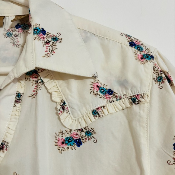 Women’s Wrangler Floral Ruched Cream/White Western Button Up Blouse Size L - Picture 6 of 10